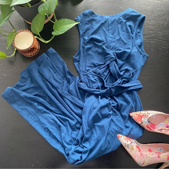 Blue Bodycon Cut-Out Keyhole Pencil Twist Front Dress - Picture 2 of 4